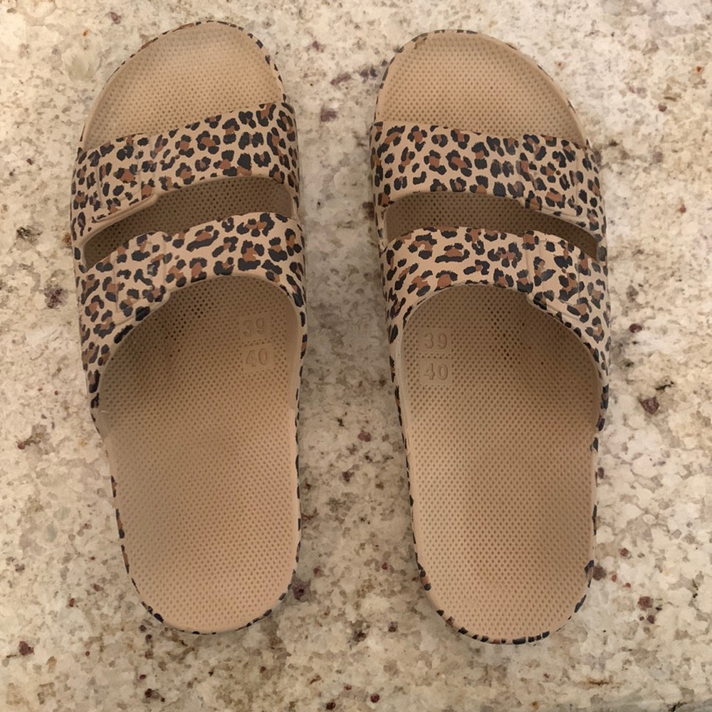 Freedom Moses sandals